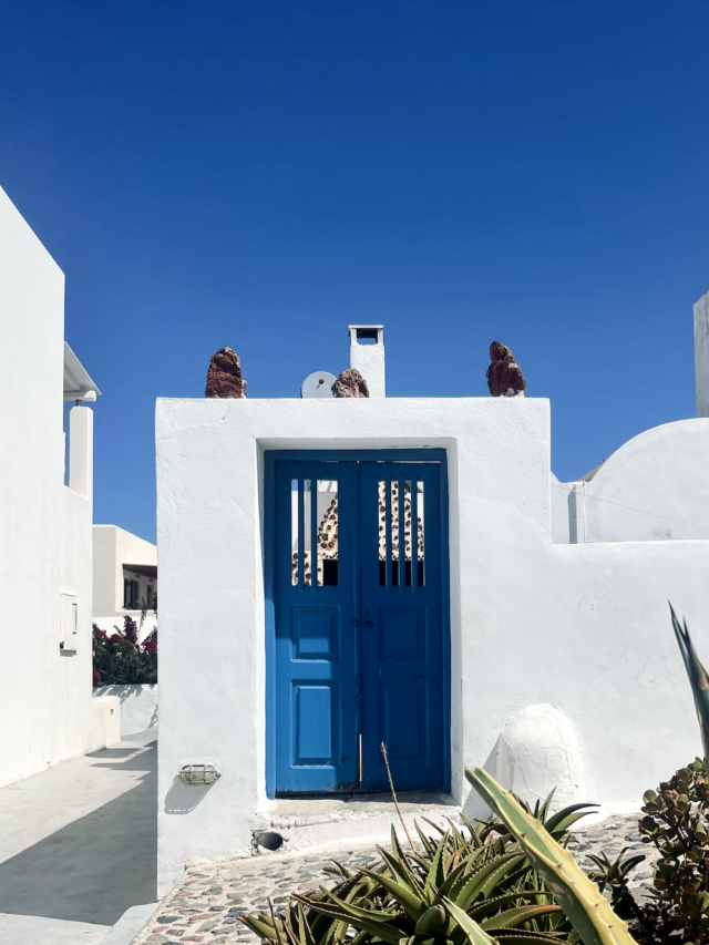 Where to Stay When Visiting Greece
